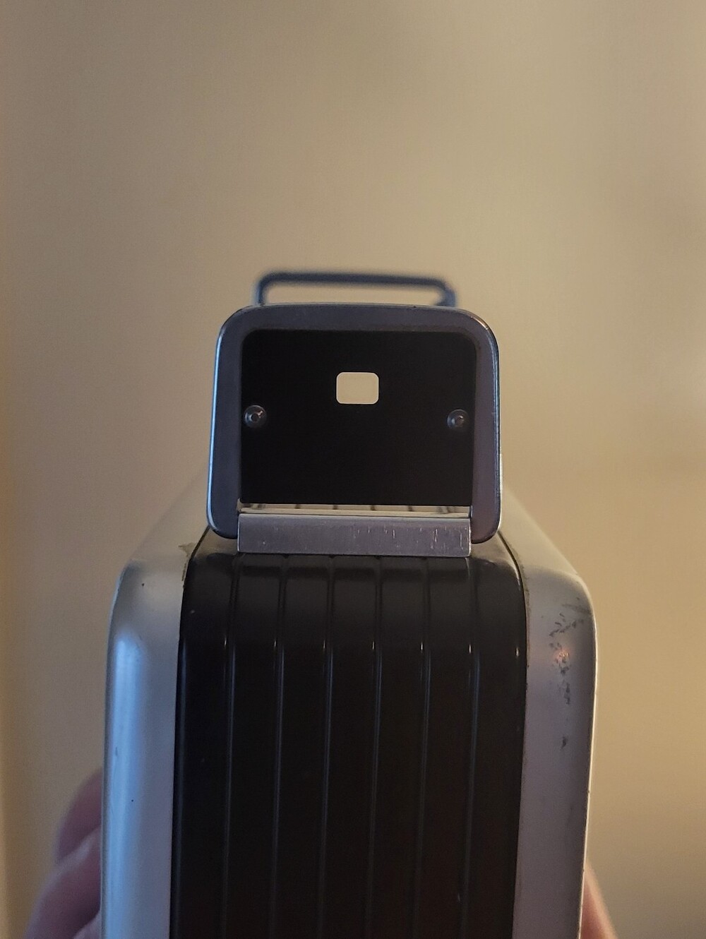 Kodak Brownie 8mm Movie Camera - Silver and Black - Picture 8 of 10